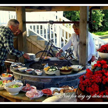 Paulsens Otel Lyngdal